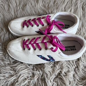 Tretorn tennis shoes.  Only wore once or twice.  Clean and cute!